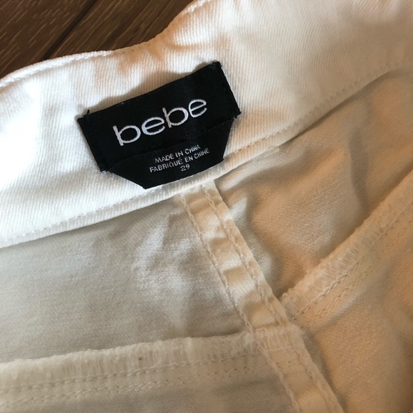 Bebe Embroidery Cuffed Shorts Double Button - Picture 4 of 6